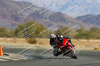 media/Jan-09-2022-SoCal Trackdays (Sun) [[2b1fec8404]]/Turn 14 (10am)/